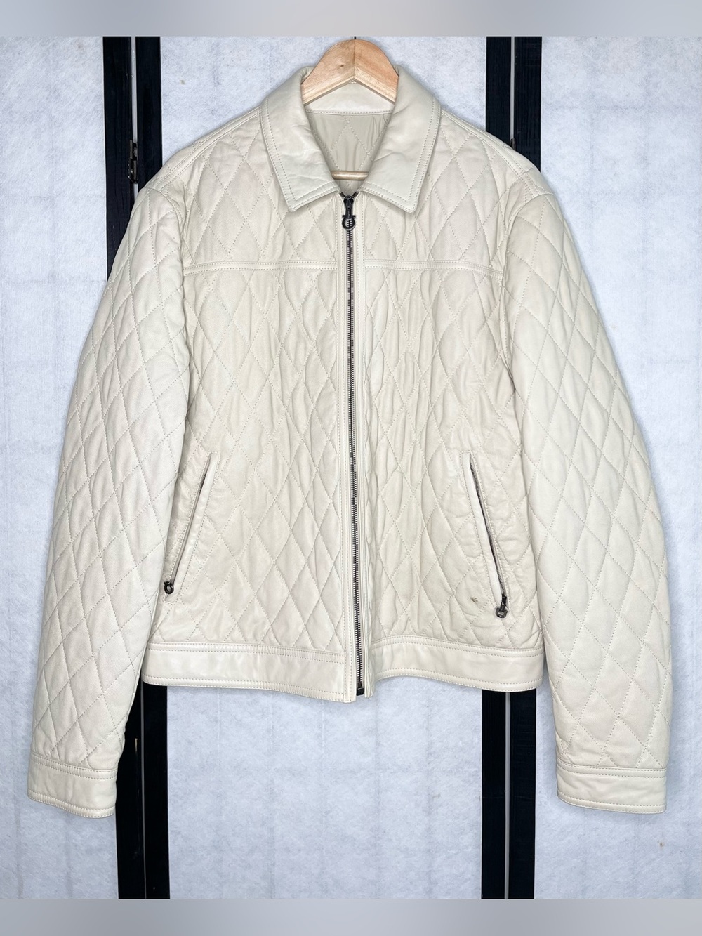 Salvatore Ferragamo White Quilted Shoulder Bag with Silver Hardware. Size: 54